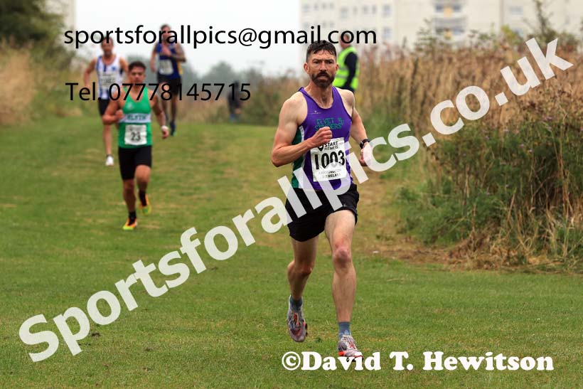 Senior Men and Veterans Relay, 2024 Sunderland XC Relays.  Photo: David T. Hewitson/Sports for All Pics
